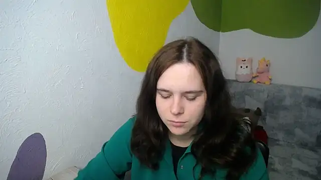 Snapshot of mini_girly chatting on 11.14.25 mini girly online show from 11.14.25