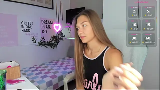 Snapshot of SofiaLolipop chatting on 09.26.25 SofiaLolipop online show from 09.26.25