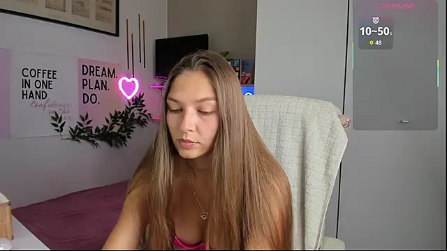 Snapshot of SofiaLolipop chatting on 10.03.25 SofiaLolipop online show from 10.03.25