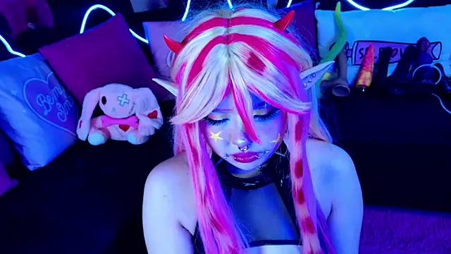 LaytonBox online show from 09.16.25