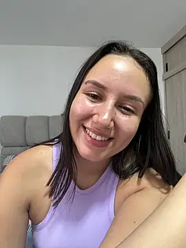 Snapshot of Jullya_x chatting on 07.16.26 Jullya x online show from 07.16.26