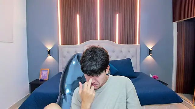 Tommy18   online show from 12.05.25