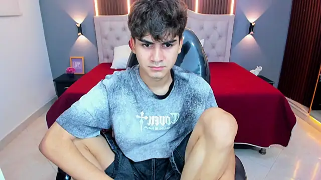 Tommy18   online show from 03.13.26