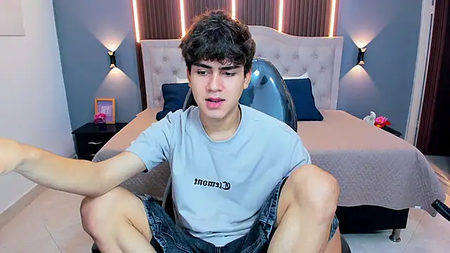 Tommy18   online show from 04.02.26