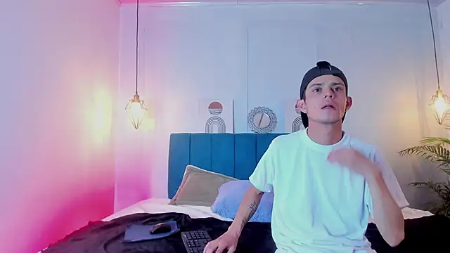 Bonny and carrot online show from 02.27.25