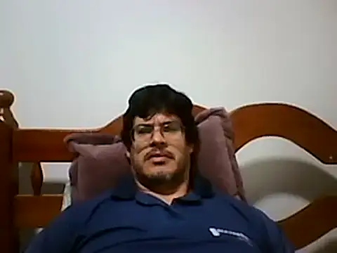 Snapshot of AgneloFly chatting on 01.08.25 AgneloFly online show from 01.08.25