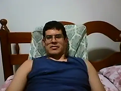 Snapshot of AgneloFly chatting on 02.09.25 AgneloFly online show from 02.09.25