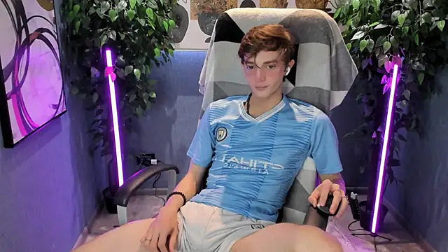 John Weasley online show from 09.21.25