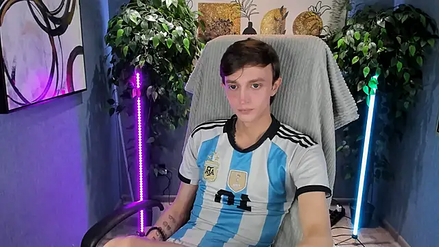 John Weasley online show from 10.18.25