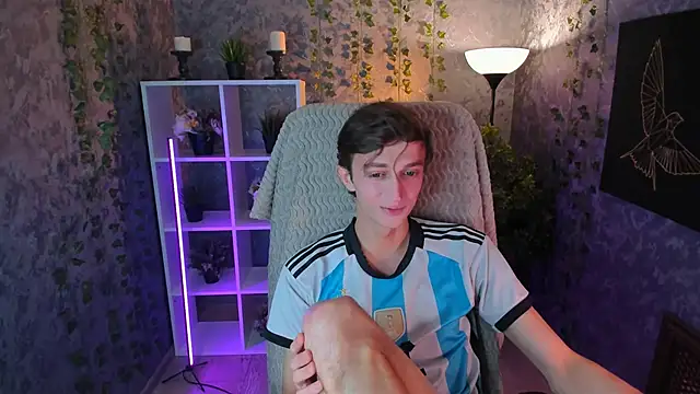 John Weasley online show from 11.19.25