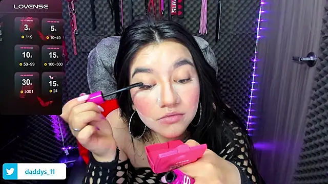 lilihot  online show from 01.21.25