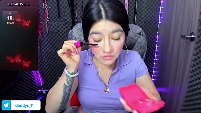 lilihot  online show from 01.22.25