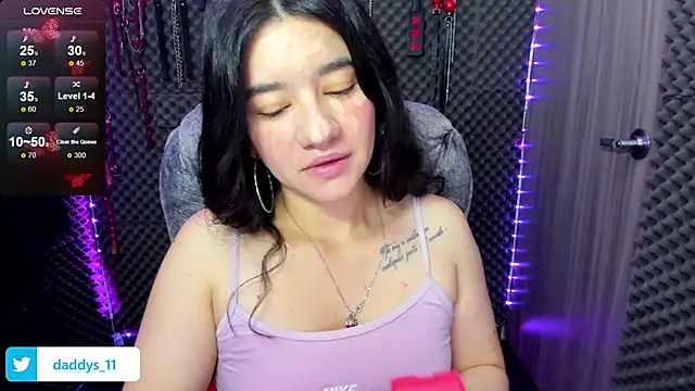 lilihot  online show from 02.26.25