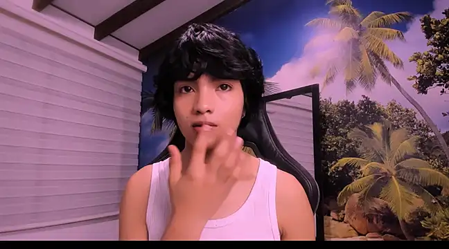 AllanYong18 online show from 01.26.25