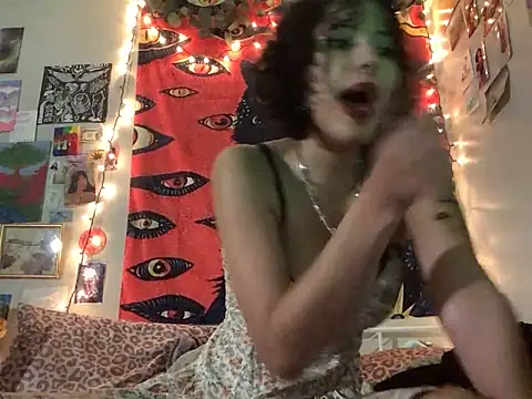 Snapshot of Rubyred2369 chatting on 01.15.25 Rubyred2369 online show from 01.15.25