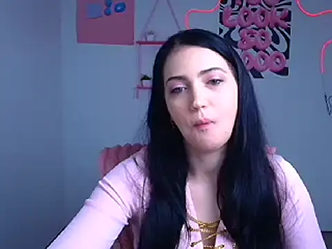 Snapshot of Amalia_amor chatting on 11.24.25 Amalia amor online show from 11.24.25
