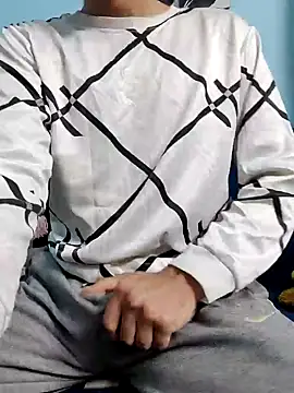 TOPMOON001 online show from 01.21.25