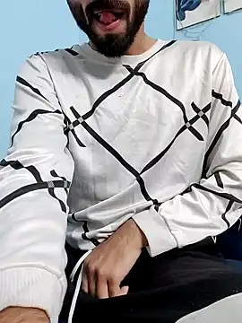 TOPMOON001 online show from 02.10.25