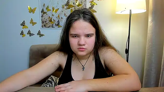 AdeleCruz online show from 02.16.25