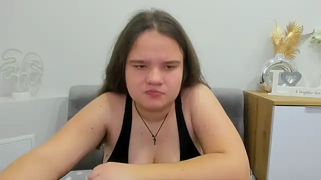 AdeleCruz online show from 03.15.25