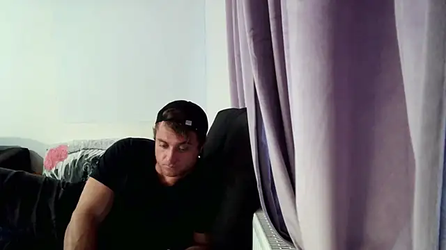 Snapshot of viamen chatting on 07.15.26 viamen online show from 07.15.26