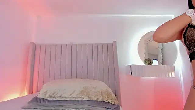 Karla Hudsson online show from 04.20.26