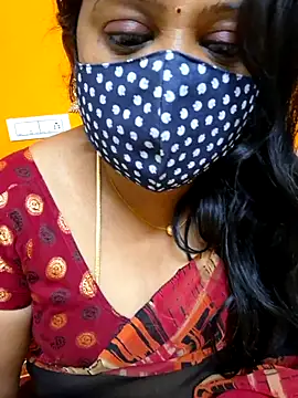 Snapshot of kanikasree chatting on 01.24.25 kanikasree online show from 01.24.25