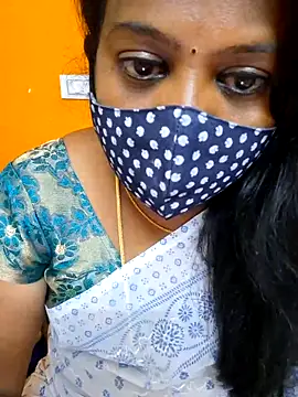 Snapshot of kanikasree chatting on 02.07.25 kanikasree online show from 02.07.25