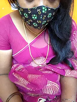 Snapshot of kanikasree chatting on 02.11.25 kanikasree online show from 02.11.25