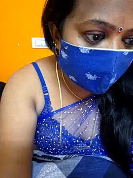 Snapshot of kanikasree chatting on 02.21.25 kanikasree online show from 02.21.25