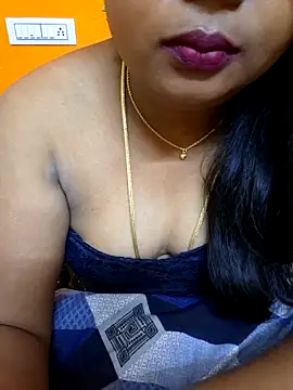 Snapshot of kanikasree chatting on 03.04.25 kanikasree online show from 03.04.25