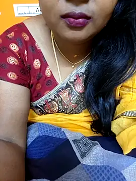 Snapshot of kanikasree chatting on 03.04.25 kanikasree online show from 03.04.25