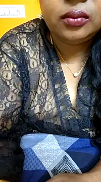 Snapshot of kanikasree chatting on 03.10.25 kanikasree online show from 03.10.25