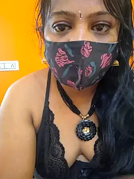 Snapshot of kanikasree chatting on 10.31.25 kanikasree online show from 10.31.25