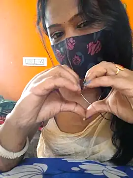 Snapshot of kanikasree chatting on 11.20.25 kanikasree online show from 11.20.25