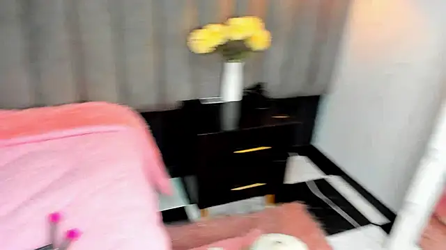 chelsea bolton  online show from 11.24.25