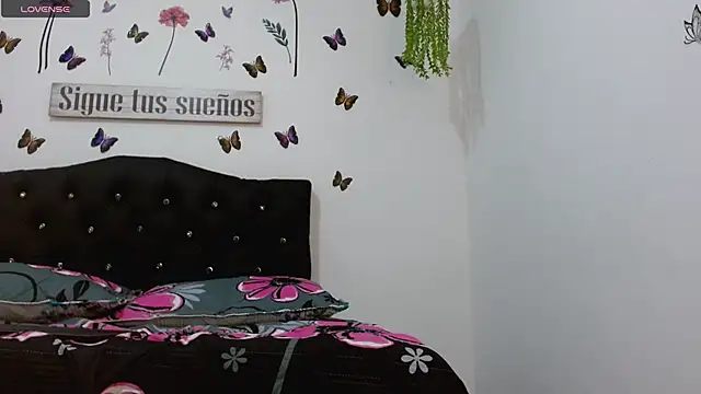 Snapshot of Candy_Mendez chatting on 03.14.25 Candy Mendez online show from 03.14.25