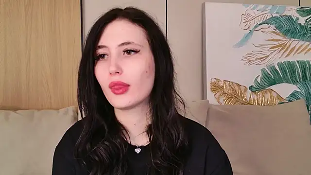 Snapshot of EmmaLawrens chatting on 03.01.26 EmmaLawrens online show from 03.01.26