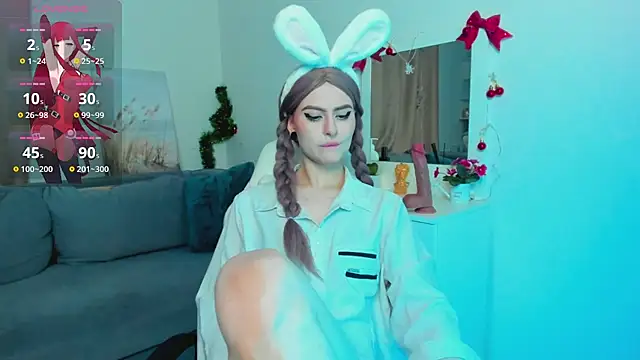 Emily  Mooree online show from 01.13.25