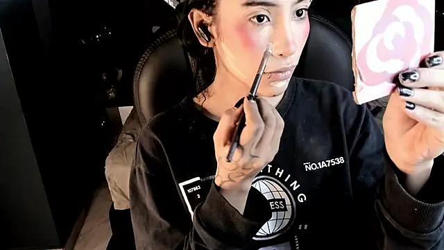 vaiolethsan   online show from 01.31.26