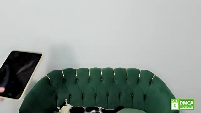 BelovedKhloee online show from 01.29.25