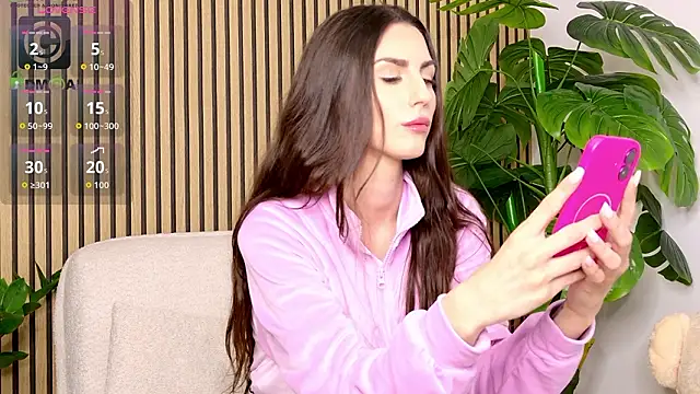 Snapshot of BelovedKhloee chatting on 03.21.26 BelovedKhloee online show from 03.21.26