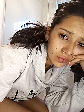 Cleo Hott online show from 03.15.25