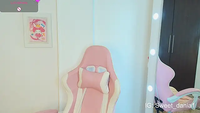 sweet dania  online show from 03.09.25