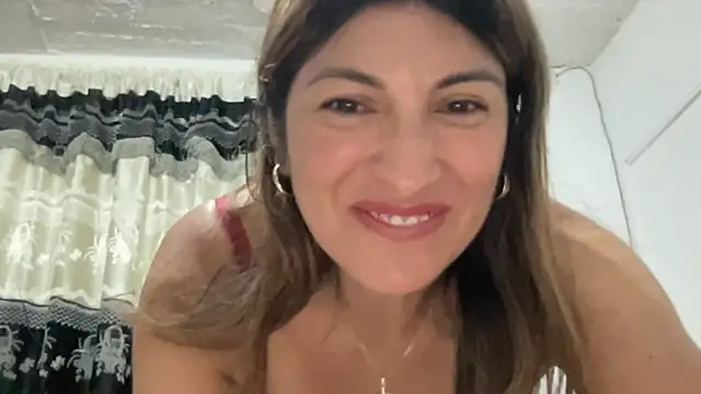 LunaBeya online show from 09.29.25