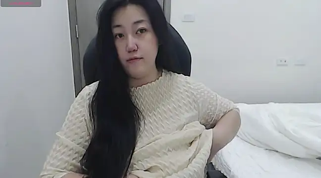 Snapshot of minnie9009 chatting on 02.28.25 minnie9009 online show from 02.28.25