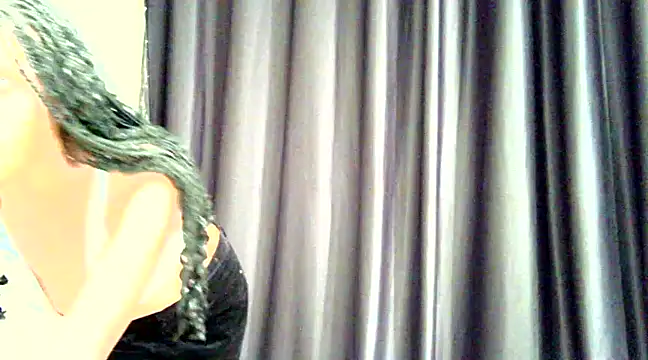 Slendernana online show from 01.11.25