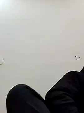 13lusty online show from 01.08.25