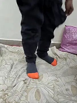 13lusty online show from 03.10.25