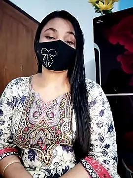 Snapshot of Anika-1 chatting on 05.10.26 Anika-1 online show from 05.10.26
